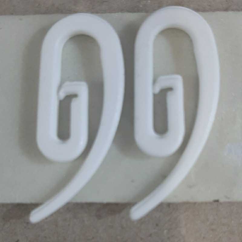 Крючок пластмассовый для штор и тюли (белый)